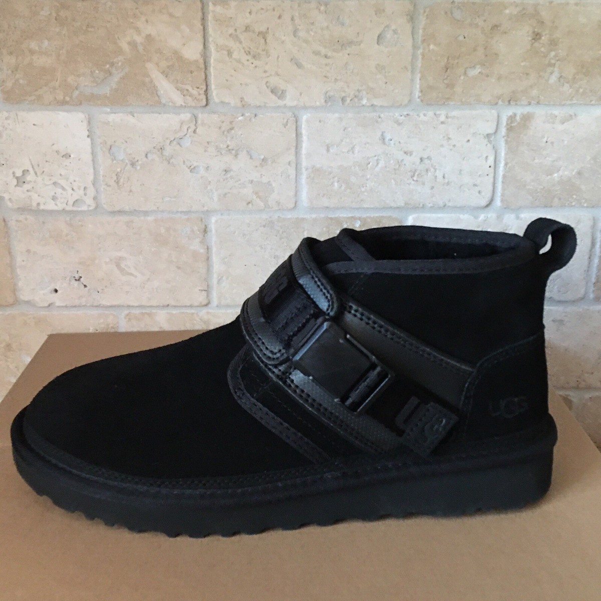 UGG NEUMEL SNAPBACK BLACK CHUKKA SUEDE ANKLE SHOES BOOTS  display picture 2