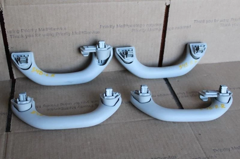 Juego de 4 empuñaduras de techo gris Volkswagen Passat 2016 2017 2018 2019 Foto 4 de 4