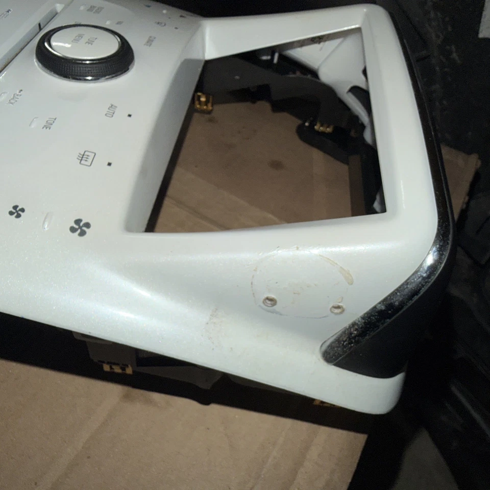 Chevrolet Volt 2011-2015 radio climatizador panel de arranque - 22901765 Foto 3 de 4