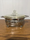 Pyrex Oval Casserole Dish w/ Lid in Silverplate Footed Holder Vintage READ