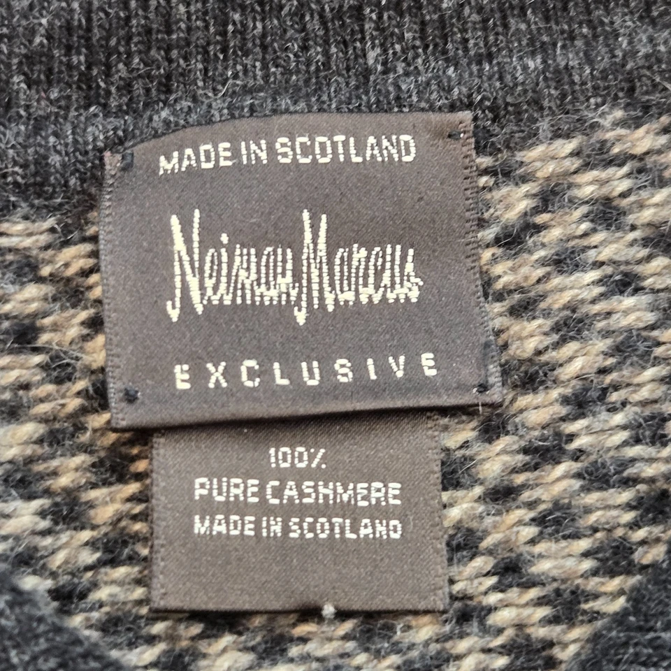 Neiman Marcus Collared Sweater 100% Cashmere Made in Scotland Mens L Geometric - Image 4 of 4