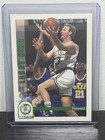 Front of 1992-93 NBA Hoops - Larry Bird #10