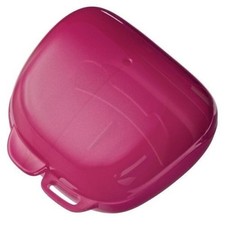 NIP pacifier box also for hygienic preparation in the microwave