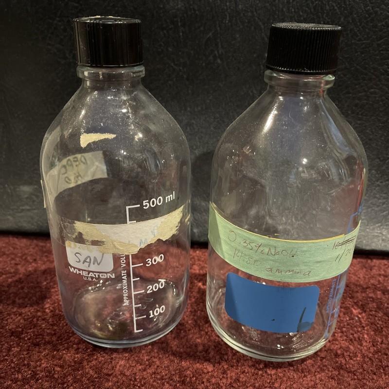 Two Used Wheaton 500 ml Borosilicate Pyrex Media Bottles, Graduated With Caps!
