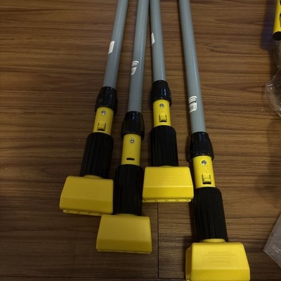 Rubbermaid Commercial Fgh245000000 54'' Clamp On Wet Mop Handle, Yellow Head, X4