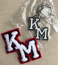 KYLIE MINOGUE * 2016 A KYLIE CHRISTMAS OFFICIAL KM PATCH + KEYRING * BN&M & HTF!