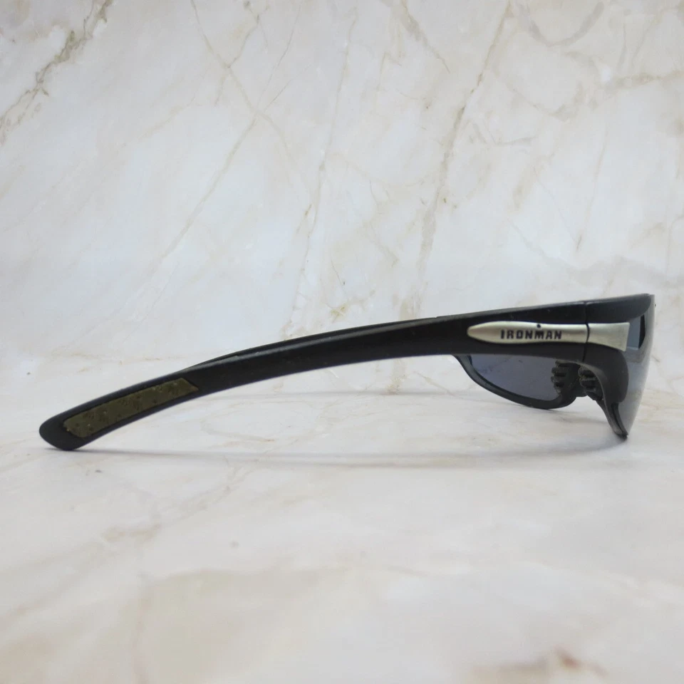 Gafas de sol Ironman triatlón atleta marco para hombre plástico mate negro medio borde Foto 3 de 4