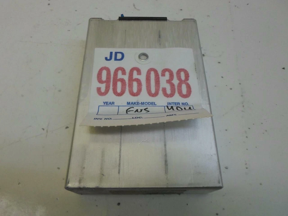 MÓDULO CONTROL CRUCERO BMW 318i 1986 1987 1988 1989 1990 1991 1992 1 371 714 OEM Foto 4 de 4