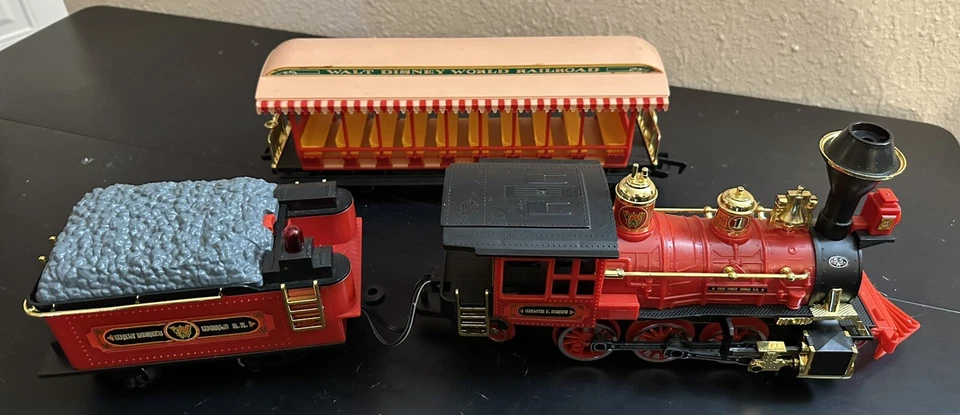 Walt Disney World Railroad Passenger Car 1986 New Bright Train Locomotive Tender - Image 2 of 4