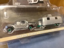 Chase jeep gladiator airstream land yacht hitch & tow GREENLIGHT  green machine