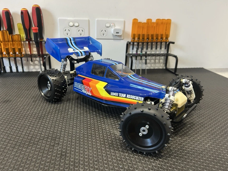 Vintage Original Yokomo YZ10 Dog Fighter with Vintage Protech Body - NOT RERE - Image 2 of 4