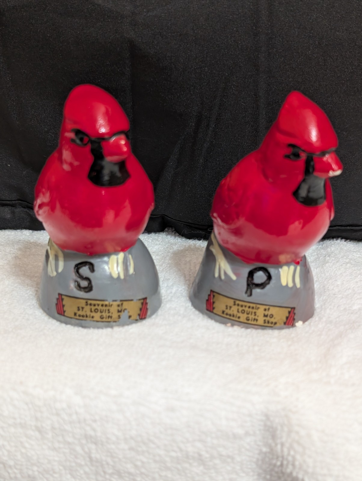 Vintage Redbird/Cardinal Salt & Pepper Shakers
