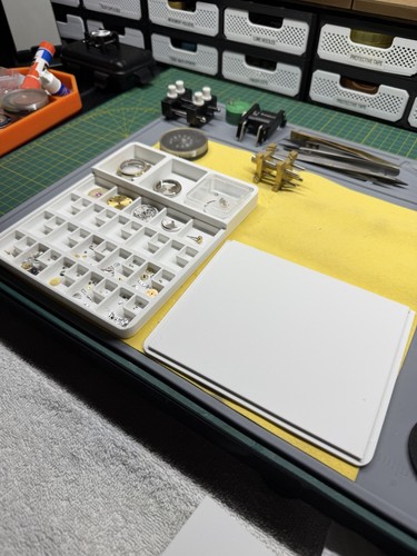 watch repair - Parts Tray w/ Lid