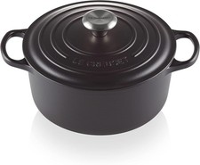 Le Creuset Signature Gusseisen runde Auflaufform 26 cm schwarz