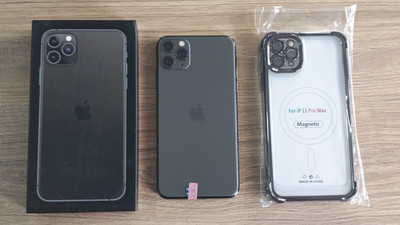 Apple iPhone 11 Pro Max Unlocked 64/256/512 GB Random Color Tested Good