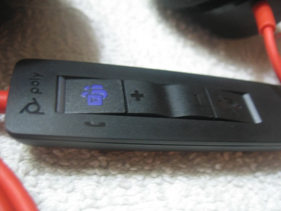 Plantronics PC HEADSEAT BW3320-M USB-C SN 33G53J R3A304 Unused - Image 4 of 4