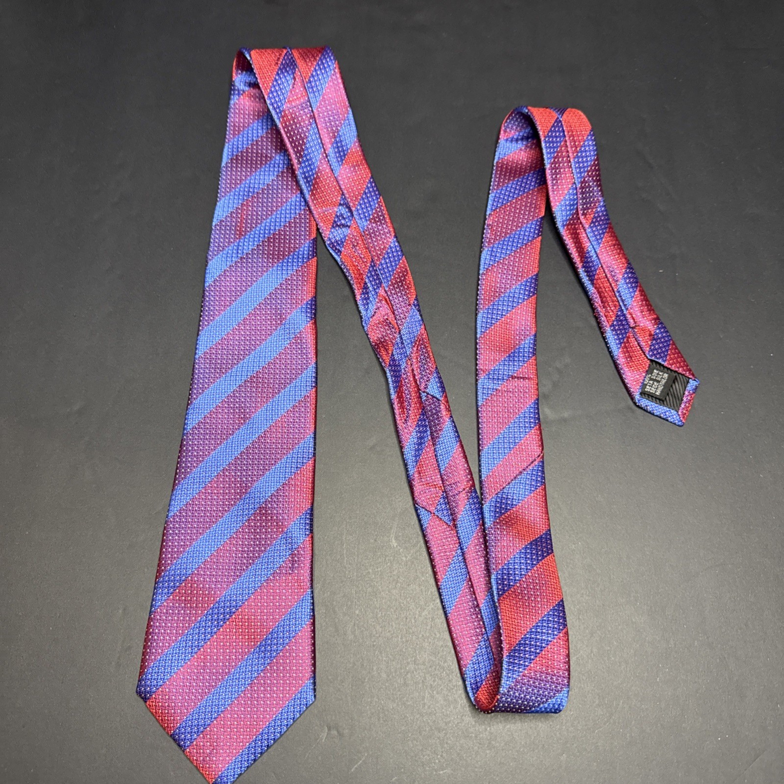 Hi-Tie Men’s Tie -Blue/Red Striped