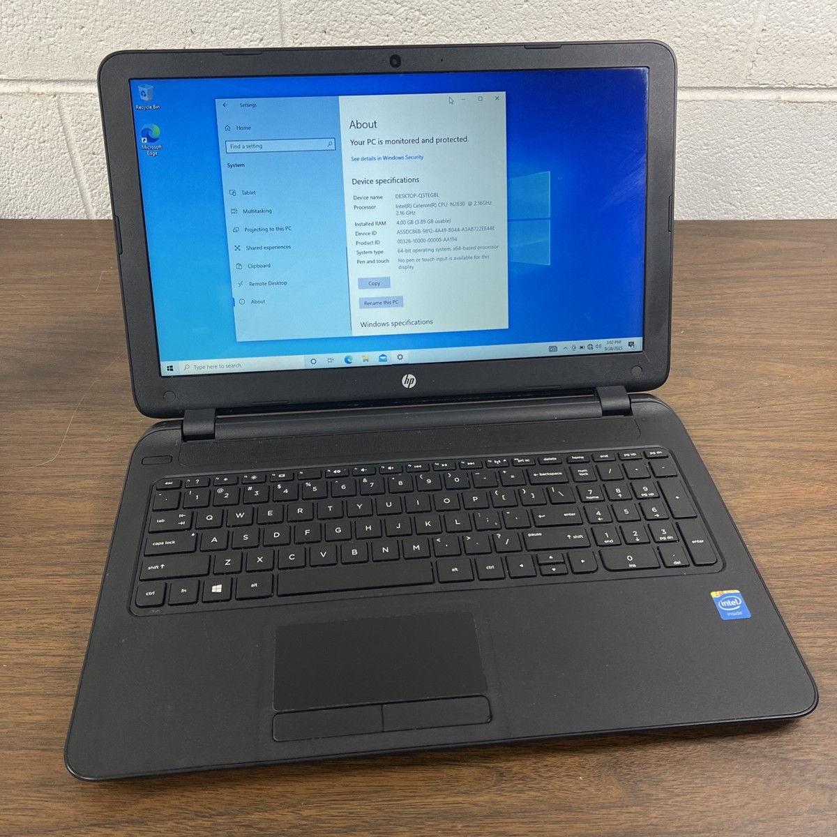 HP 15-f004wm Intel Celeron n2830 500GB HDD 4GB RAM Win 10