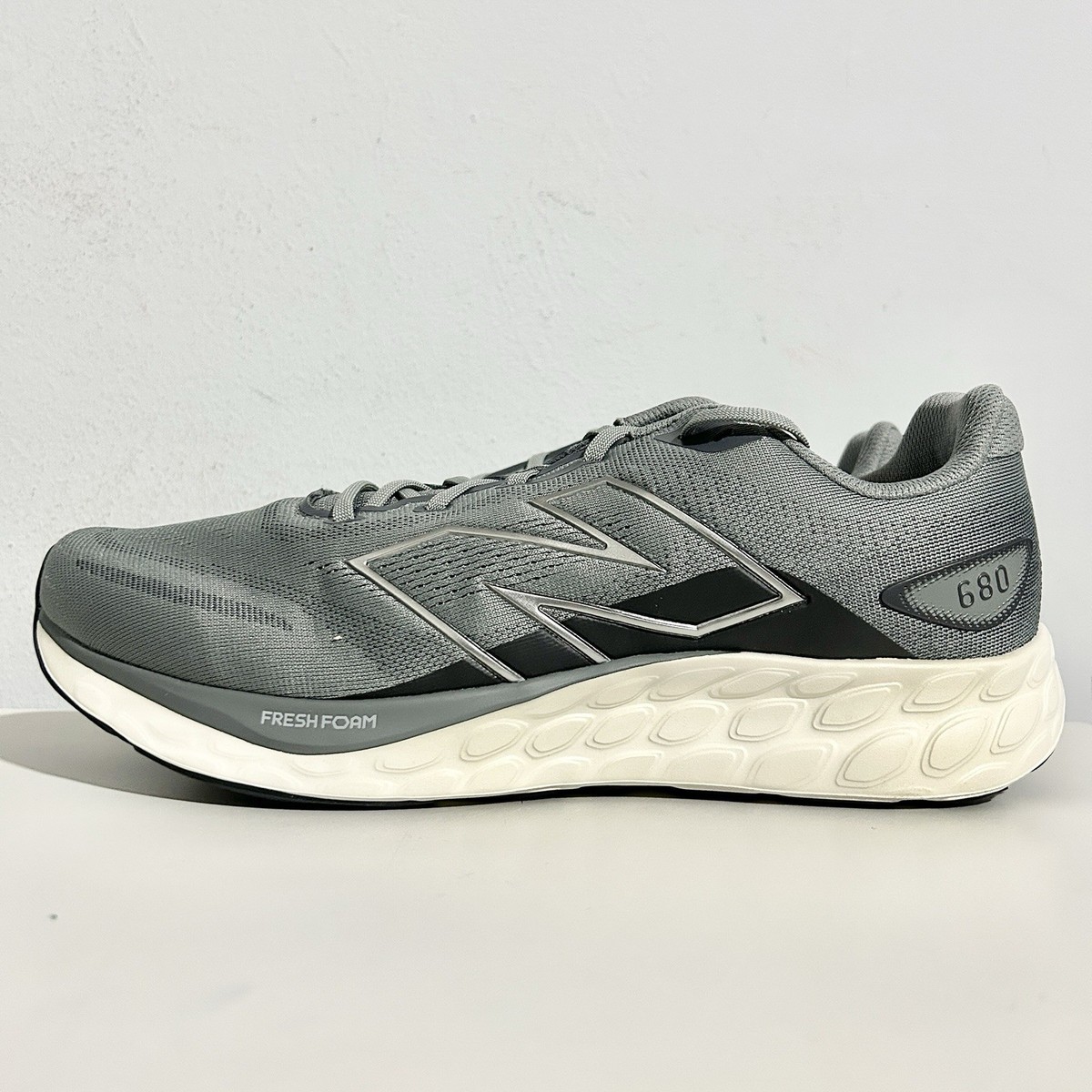 New‎ Balance Fresh Foam 680v8 Shoes Mens Size 12 Medium D Harbor Grey M680LG8 New Balance Fresh Foam 680v8 “Harbor Grey Men main image 3