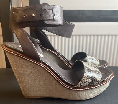 Steve Madden Bevrlie Wedge Platform Sandals Womens Snakeskin Print Size 