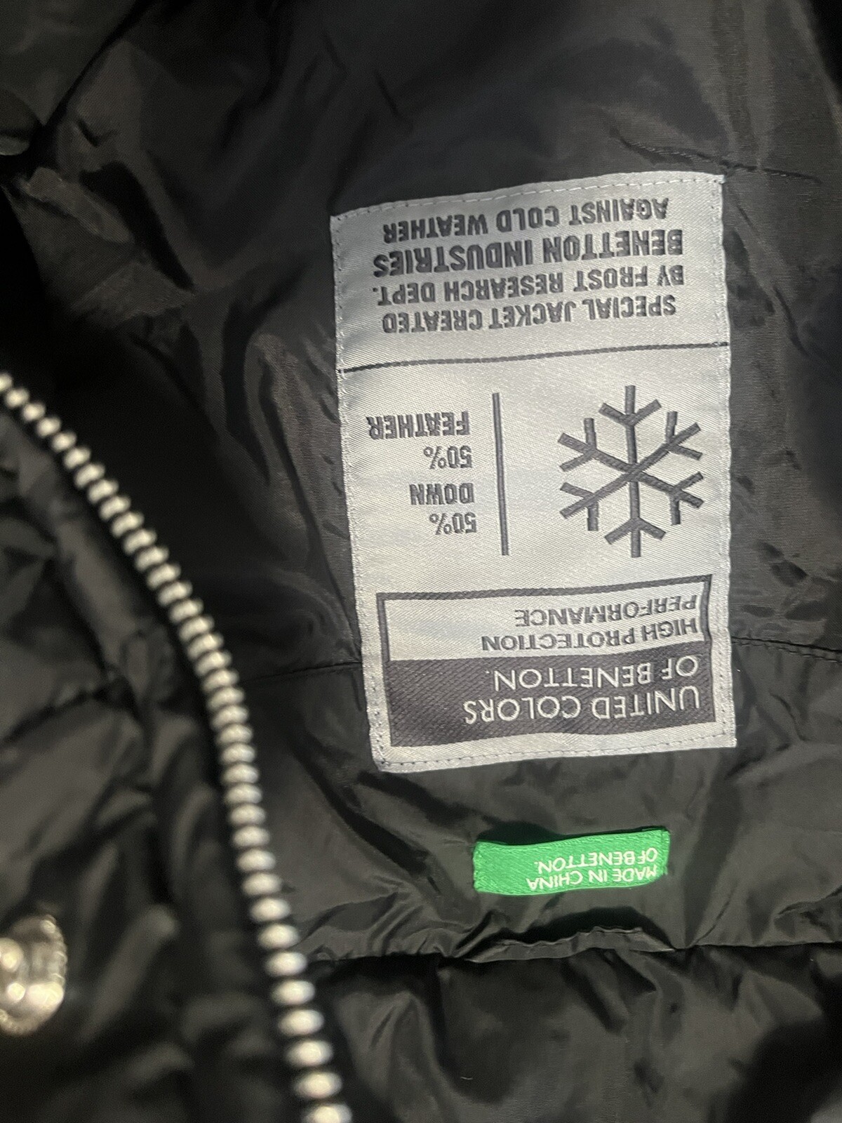 high protection performance jacket - image 2