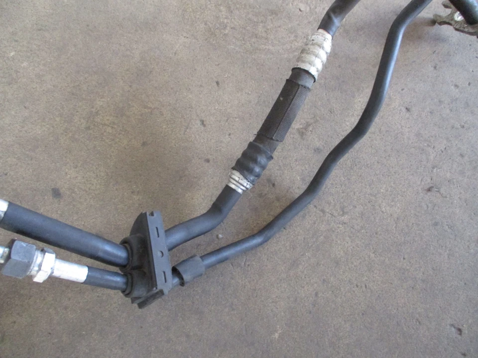 Cable de aire acondicionado Audi A6 4F V8 V6 cable de refrigerante conductos de aire acondicionado 4F0260712R Foto 3 de 4