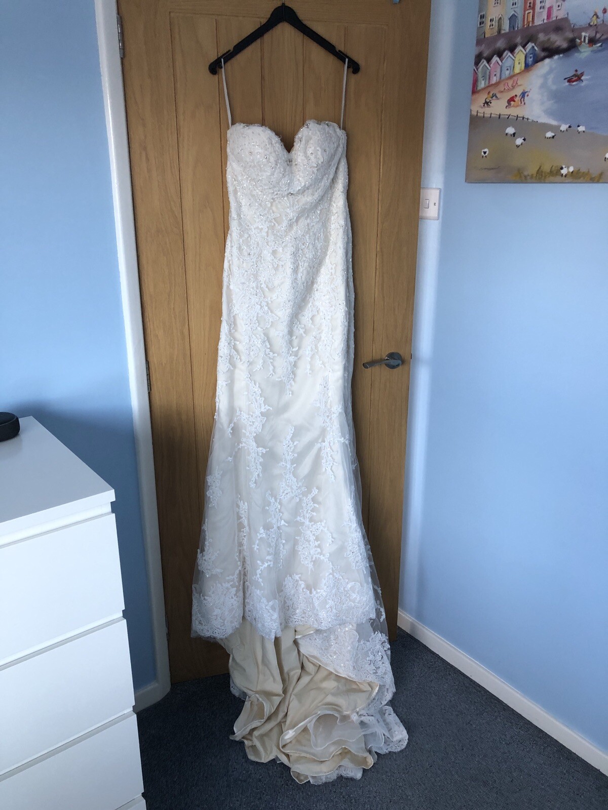 Picture 3 of 10