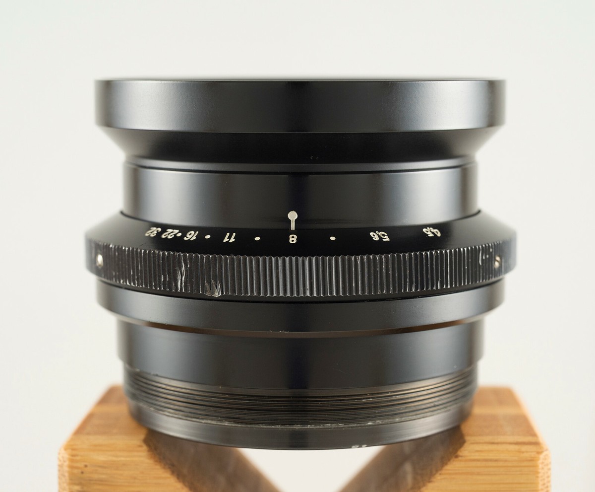 フィルムカメラ Carl Zeiss Tessar 21cm f4.5 Toyo8x10 Carl Zeiss Tessar 21cm f4.5 Toyo 8x10