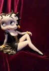 Rare 2005 Betty Boop Sitting Statue