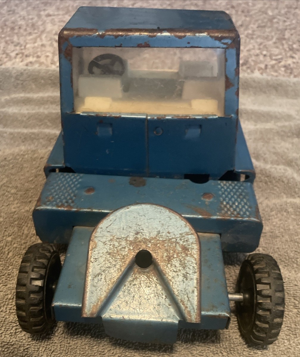Vintage Structo Turbine Semi Vista Dome Horse Van T Pressed Steel