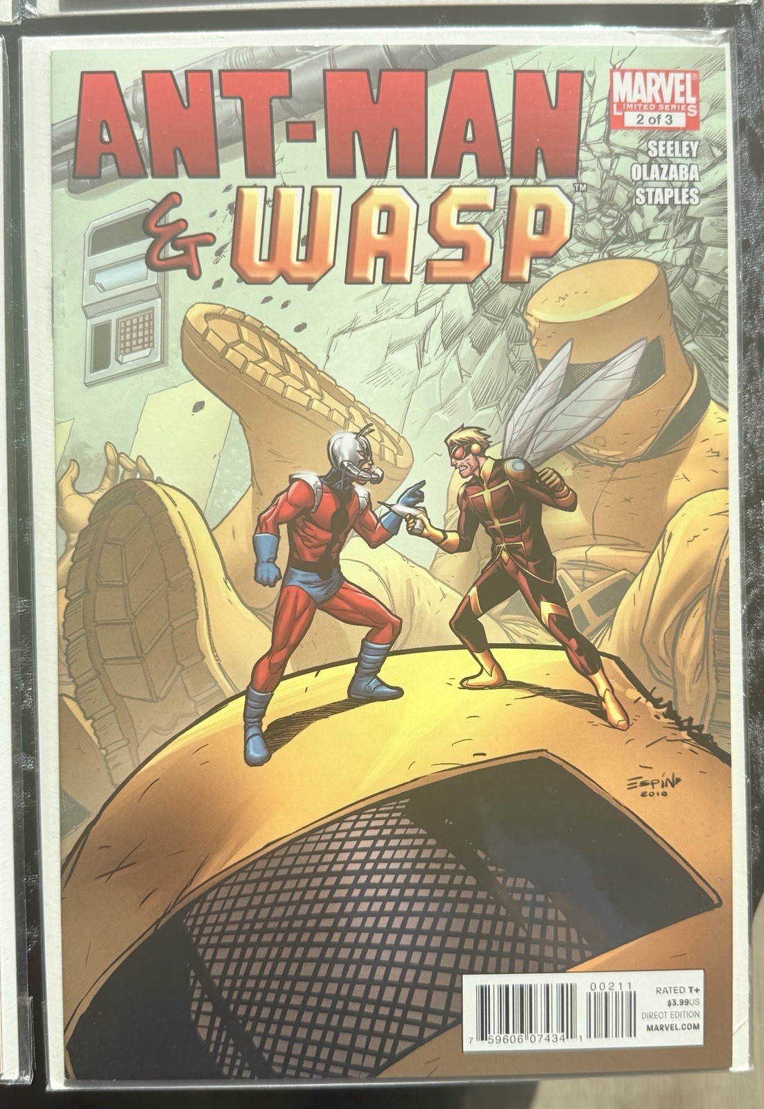 Marvel Comics Black Panther #1, Ms. Marvel #1 Comic Book Lot | Modern Age | Boa… thumbnail 2