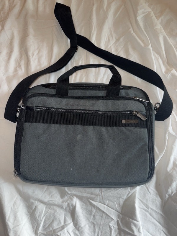  Samsonite Gray Laptop Messenger Bag
