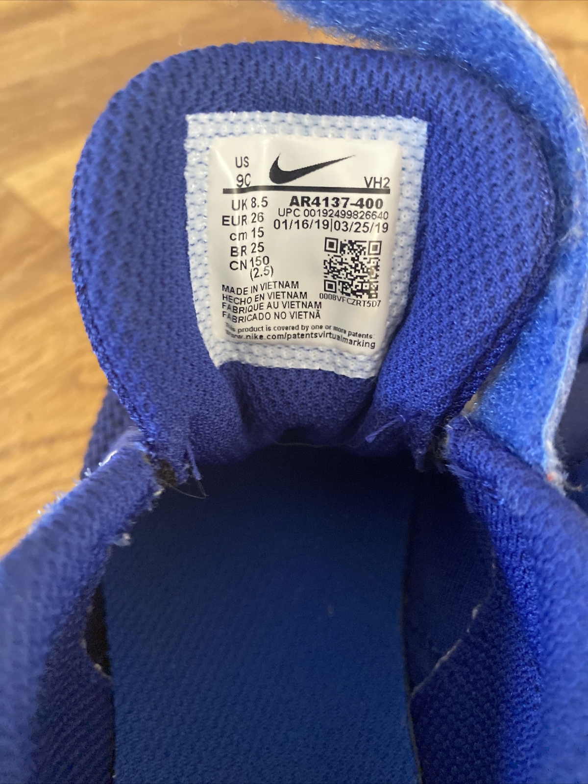 Nike Size 8c Downshifter 9 (GS) Boy's Running Shoes AR4137 400 Deep