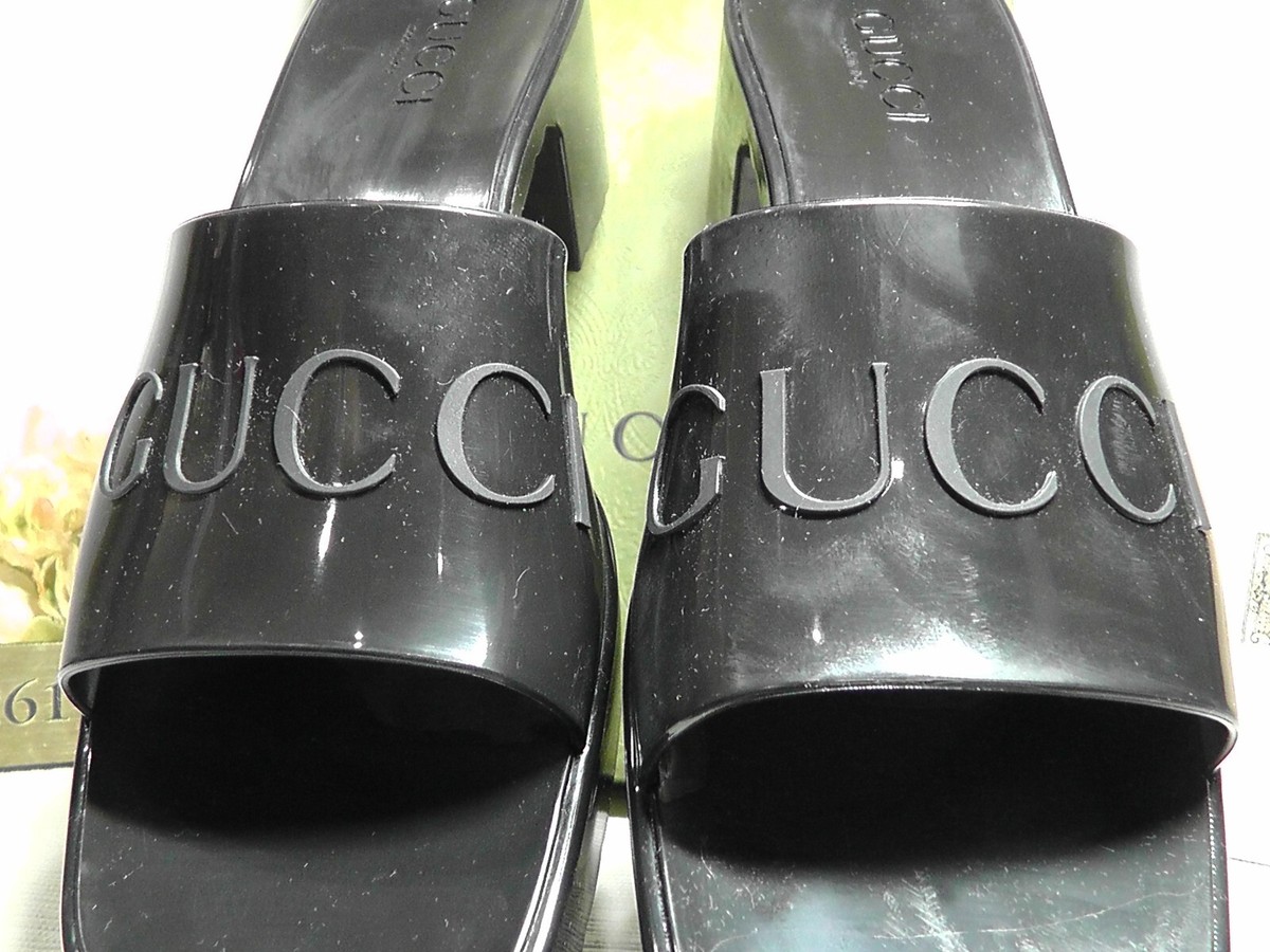 GUCCI ロゴ入り ブラック ミュール Gucci Black Rhinestone Logo Heels – Treasures of NYC