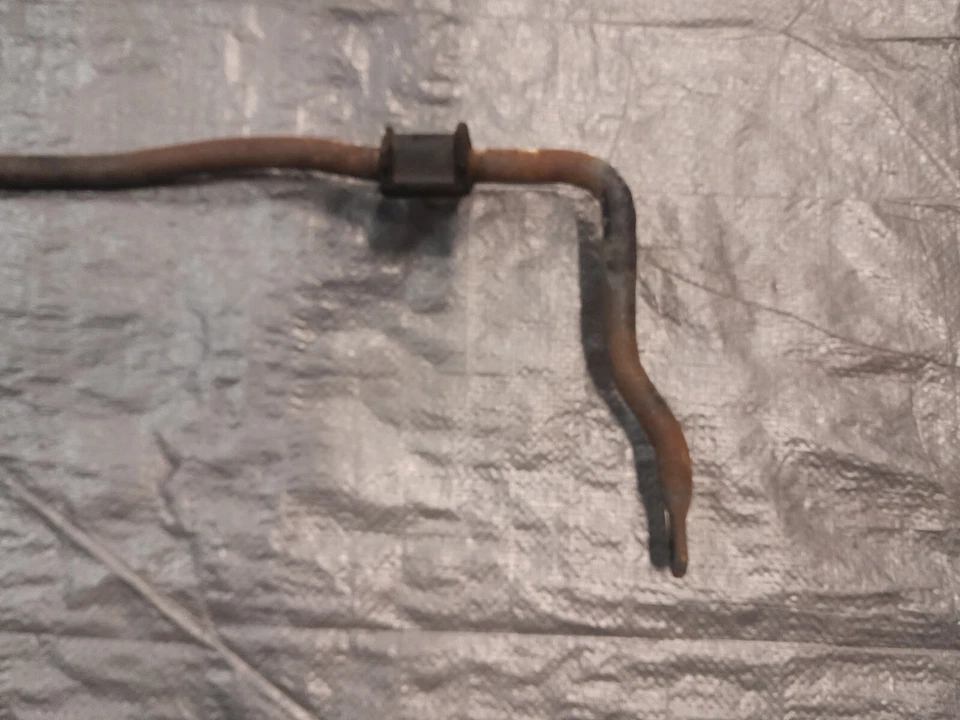 1991-1995 Toyota mr2 oem rear  anti sway bar stabilizer 18MM STOCK 91 92  94 95 Foto 2 de 3