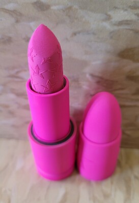 Jeffree Star Velvet Trap Lipstick  PINK MESSIAH   NWOB 