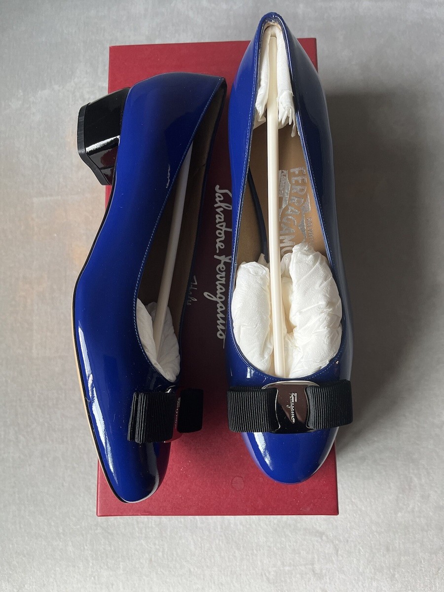 Salvatore Ferragamo バレエシューズ ライトブルー 箱付き Salvatore Ferragamo Black Blue Patent Vara Bow Pump Heels Shoes