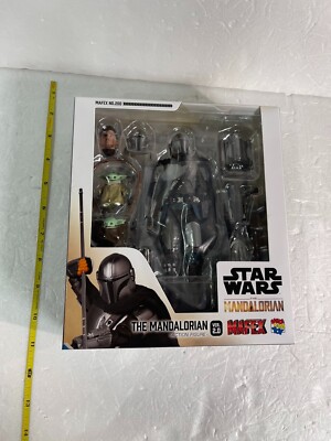 MAFEX No.200 THE MANDALORIAN Ver. 2.0 Action Figure Height 6.3