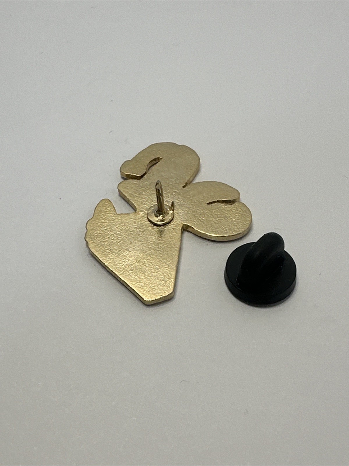 Super Solid Sav Pin not Hat Club Rushmore Red Glitter Details