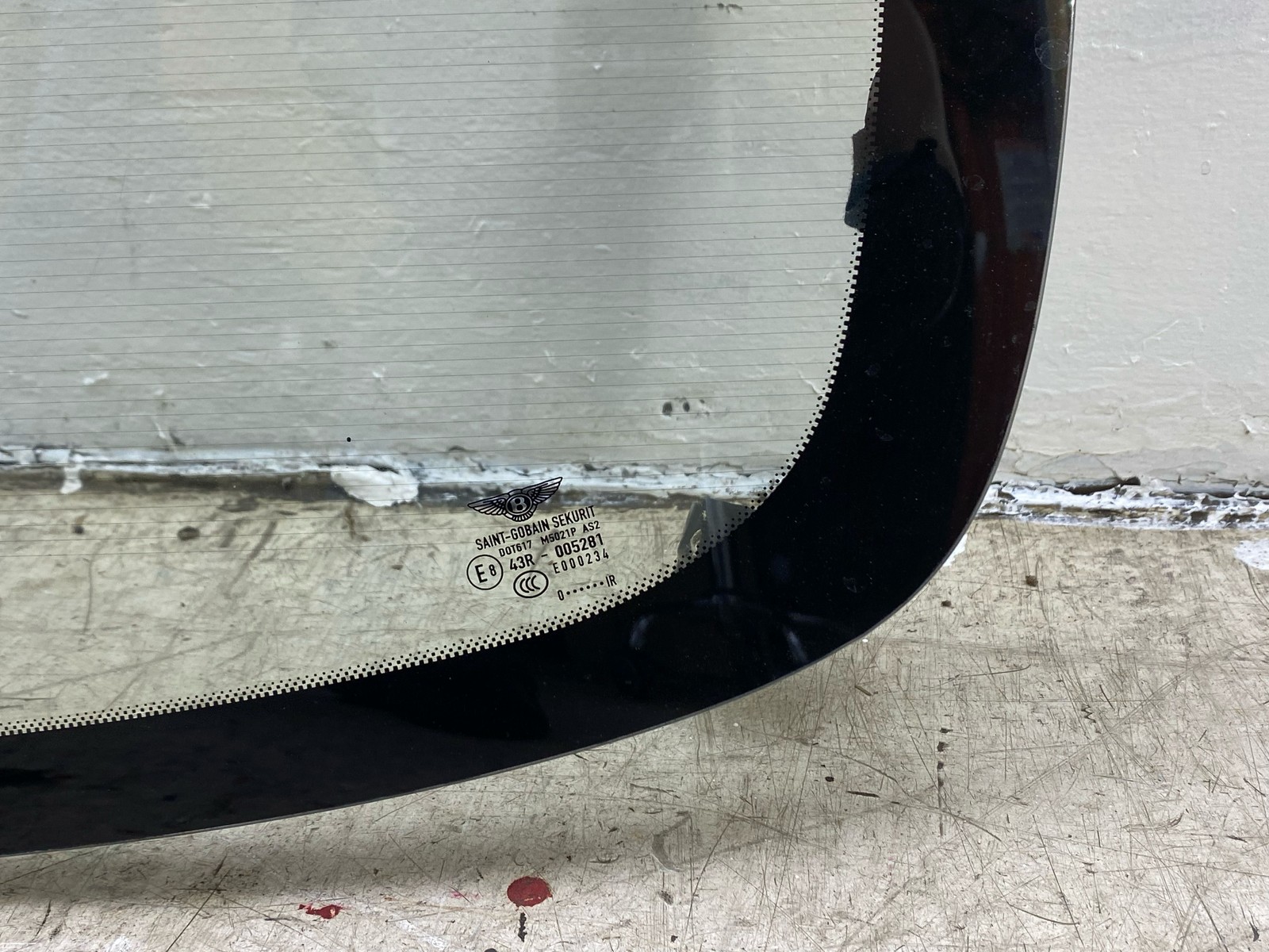 2010-2020 BENTLEY MULSANNE OEM REAR WINDSHIELD GLASS PANEL
