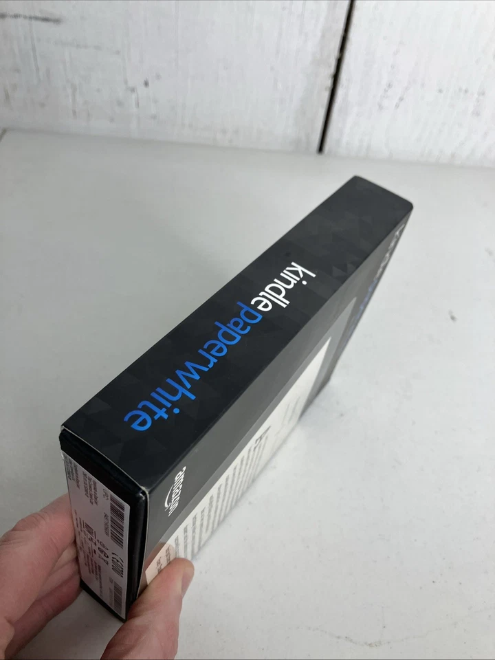 Brand New - Amazon Kindle Paperwhite ( 7th Generation ) 4GB, 6in, Wi-Fi - Black - Image 2 of 4