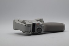 Dji osmo mobile se 3-axis phone gimbal does not have stand