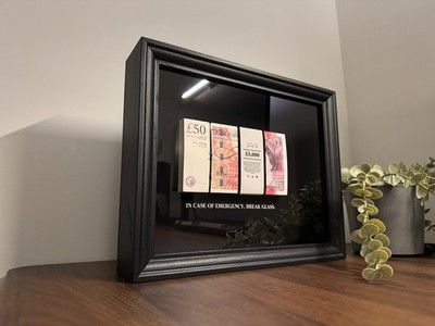 Im Notfall Pfund Geldrahmen von FramedCash | 25x20cm Geldkunst