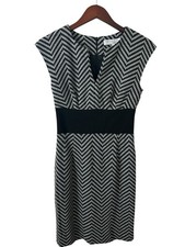 Trina Turk Dress Black Gray VNeck Sleeveless Sheath Career Sz 4 Women’s Work
