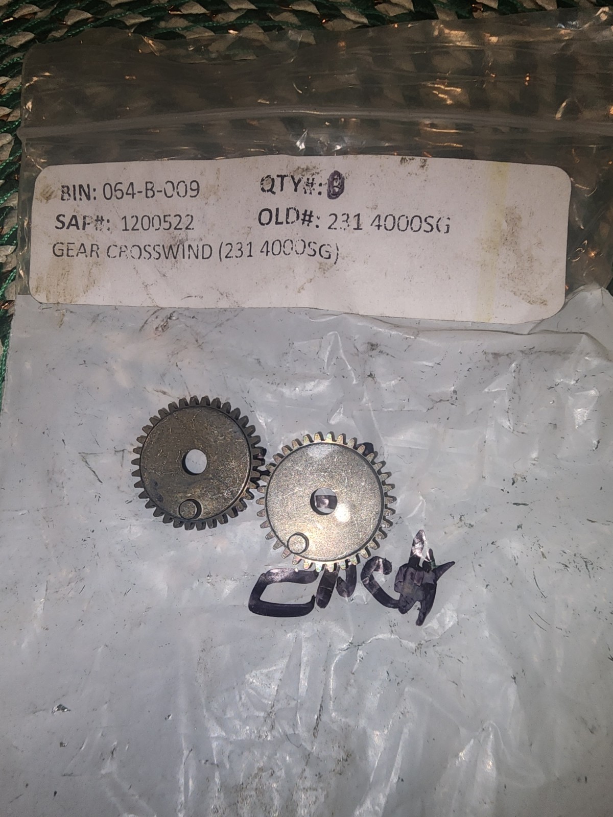 Lot Of 2 Penn 231-4000sg Crosswind Gear - Sargus SG4000 Conflict 4000 Reel Part 