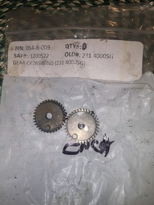 Lot Of 2 Penn 231-4000sg Crosswind Gear - Sargus SG4000 Conflict 4000 Reel Part 