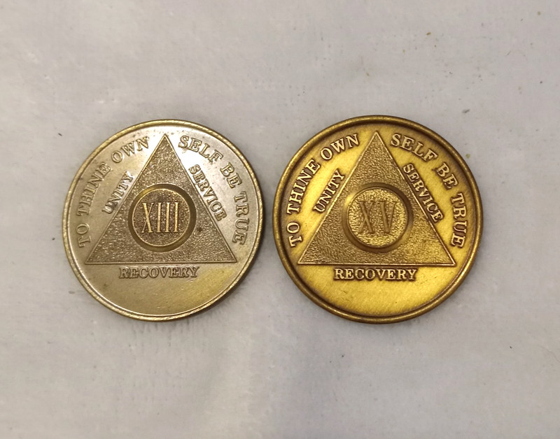 Lot of 2 Vintage AA ALCOHOLICS ANONYMOUS Coins Medals XIII 13 Years XV 15 Years