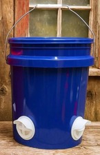 Automatic Gravity Chicken Feeder for Chickens/Poultry Blue, 5-Gallon 