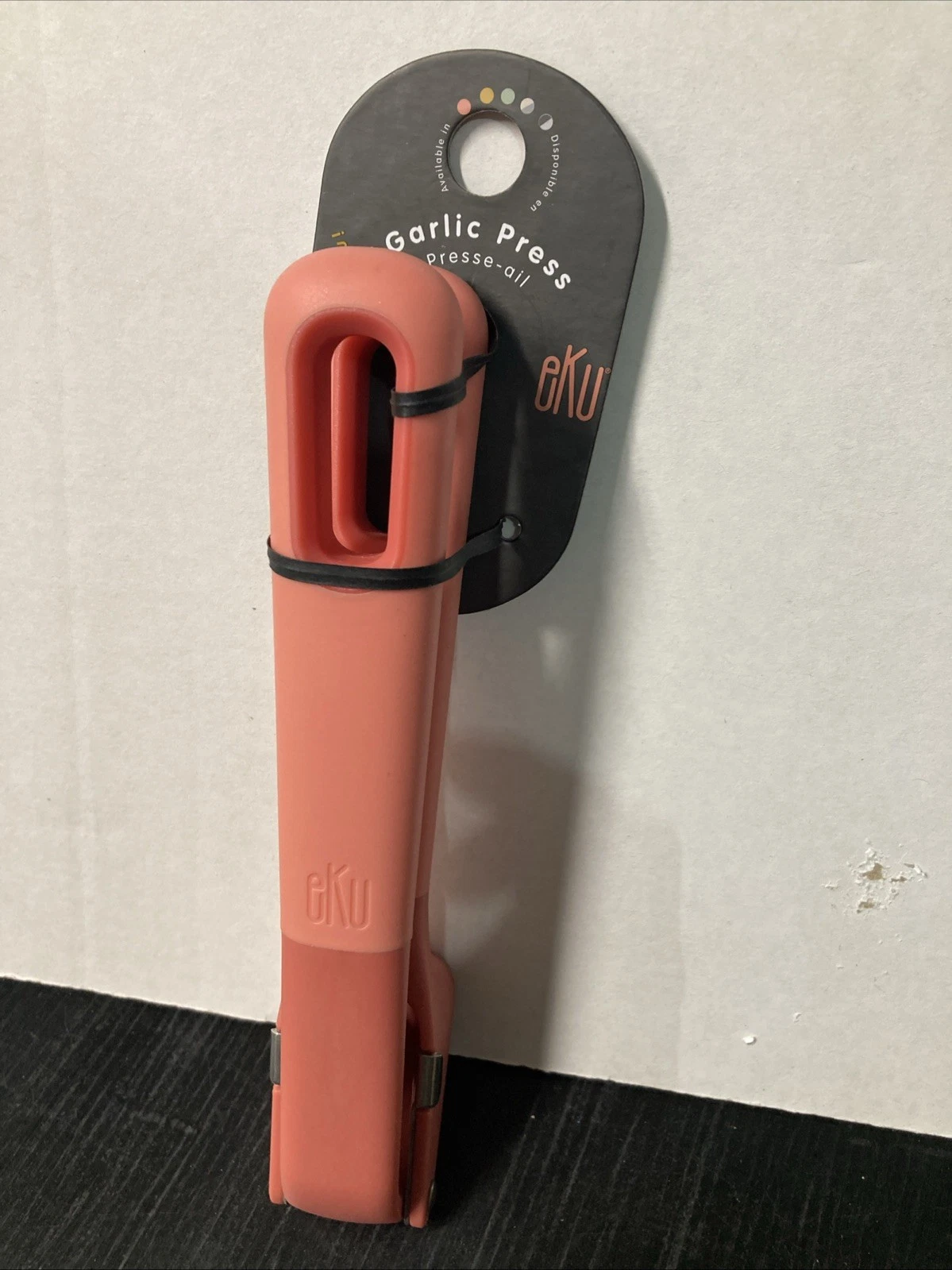 Eku Garlic Press Salmon Color, NWT
