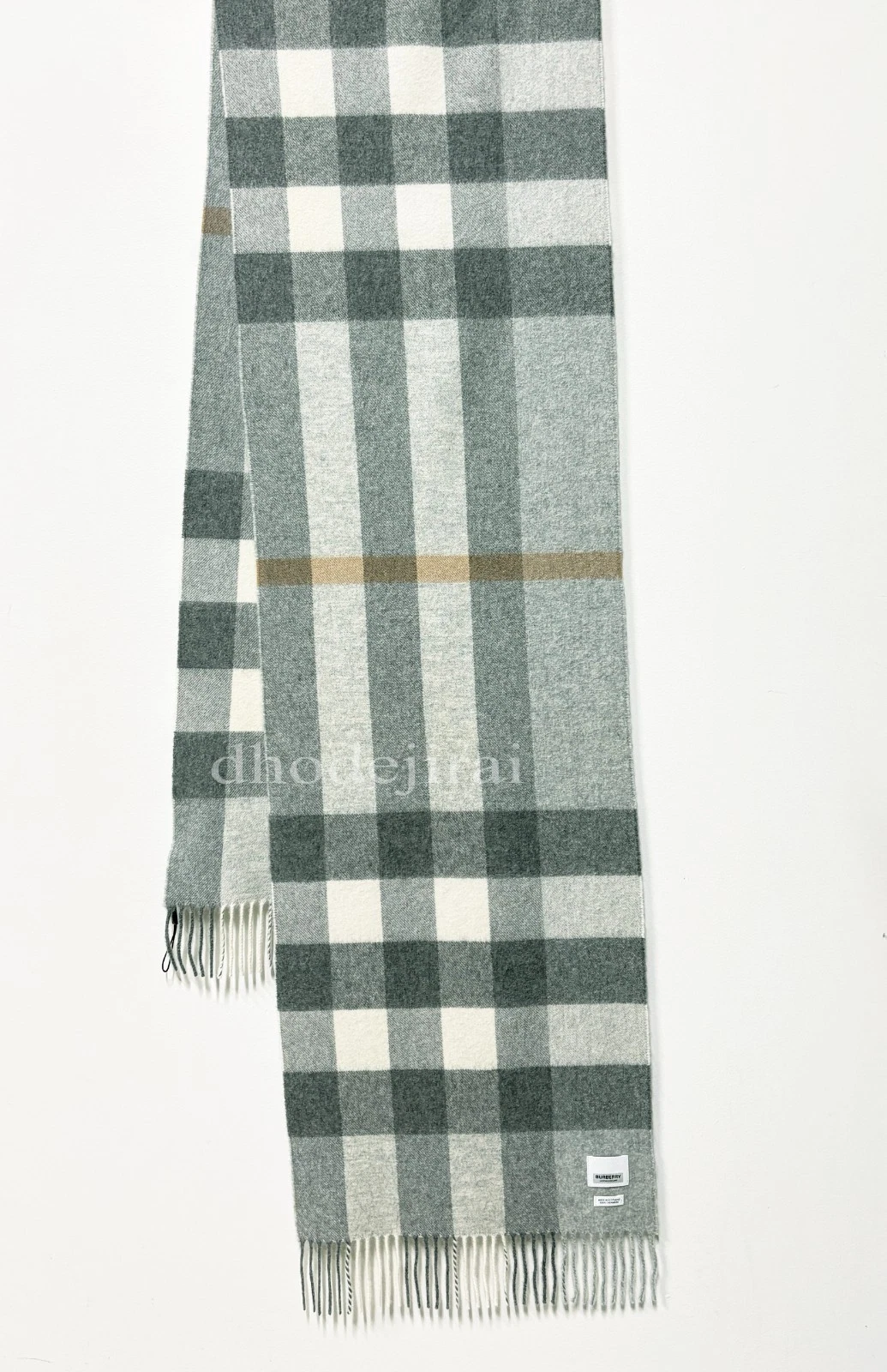 Burberry — $1090 Auth BNWOT BURBERRY Half Mega Check Cashmere Mens/Womens Scarf Pale Grey